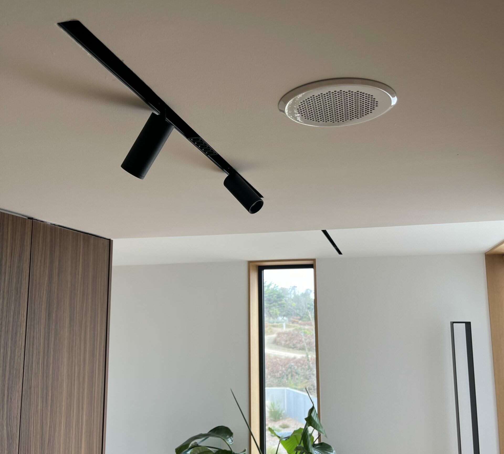 Éclairage KNX et DALI dans une maison connectée à Pleumeur-Bodou