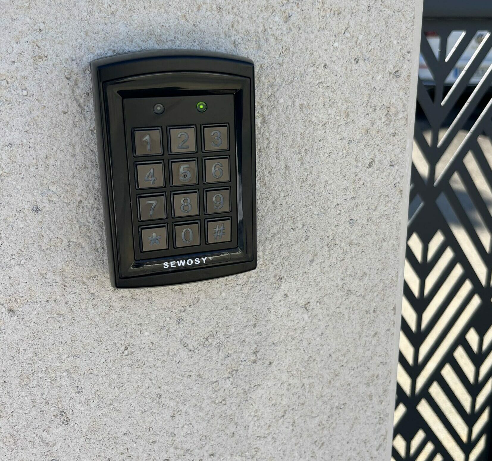 Clavier à code pour contrôle d’accès d’un portail automatisé